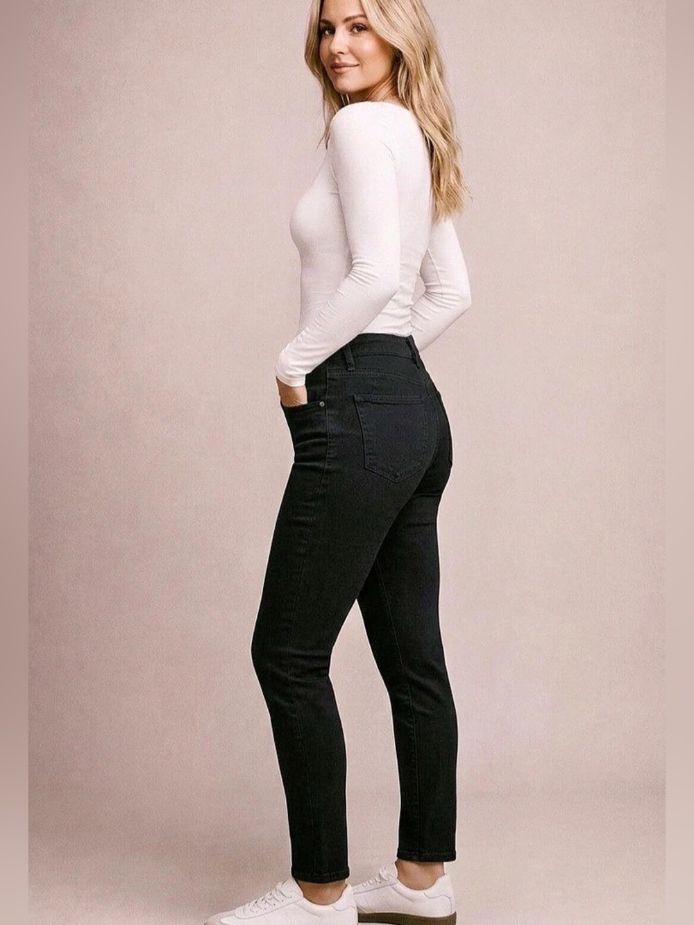 1822 Denim Black Skinny Jeans Waist 8 Like New🖤